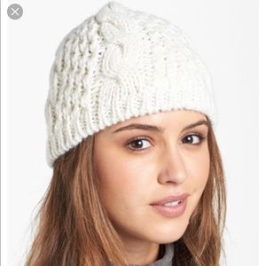 The north face cable knit beanie